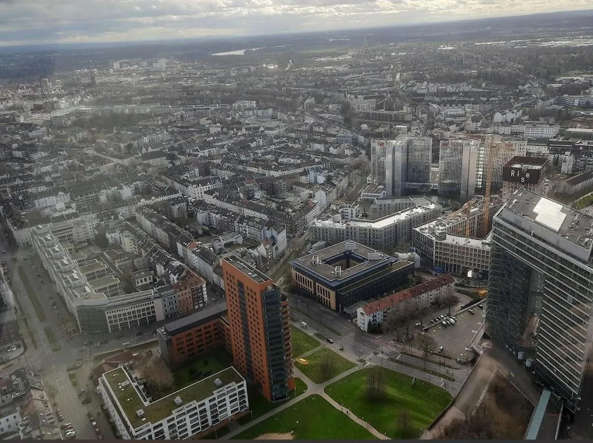 Appartement Flat Unterbilk, Free Parking à Düsseldorf Allemagne